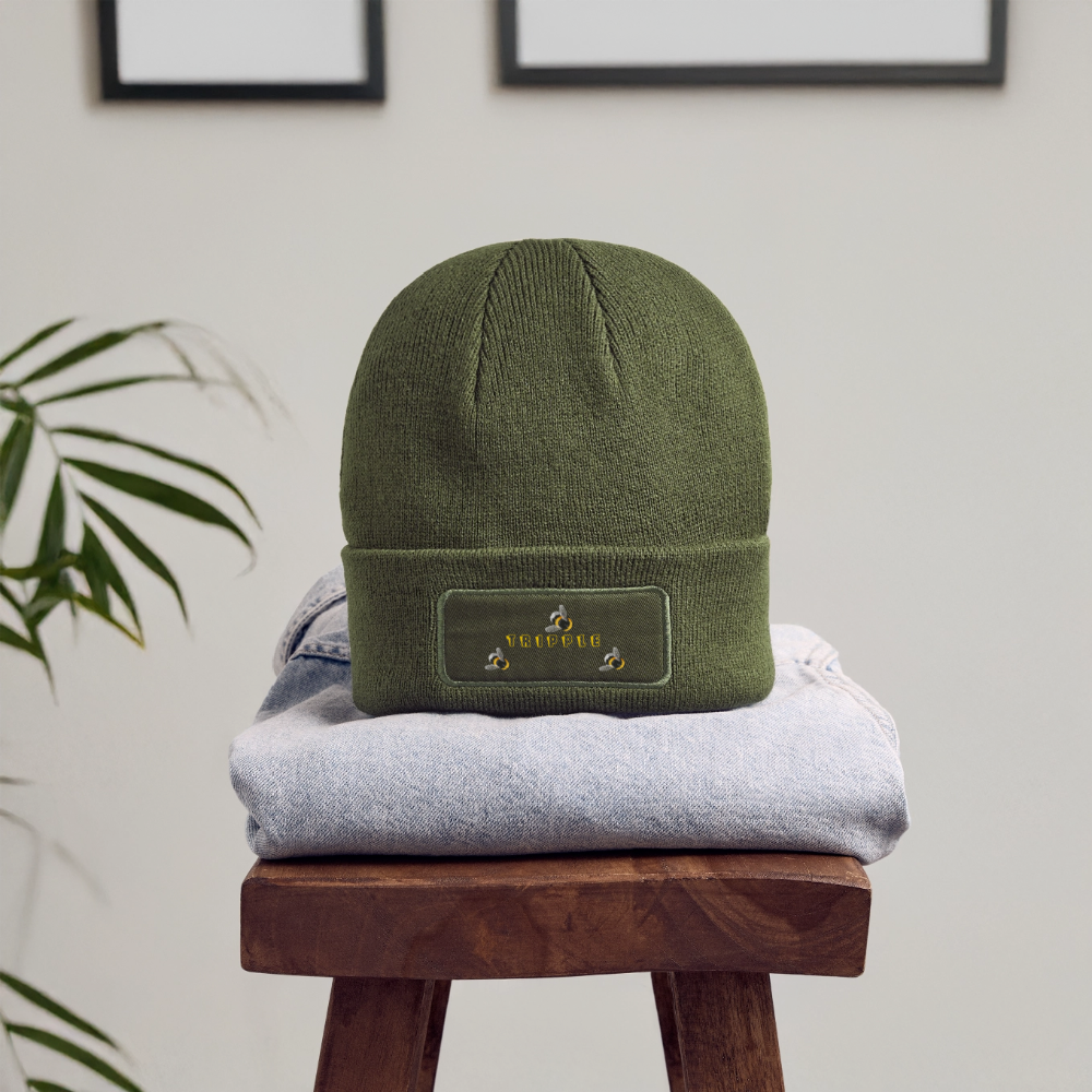 TRIPPLE B'S Patch Beanie - olive
