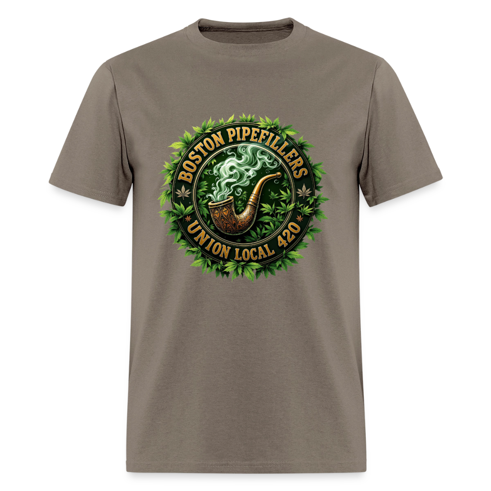 BOSTON PIPEFILLERS LOCAL 420 Men's T-Shirt - safari