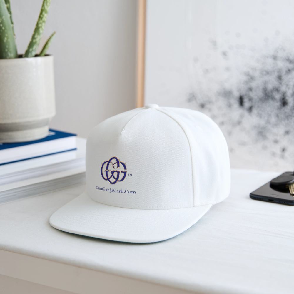 GGG LOGO Snapback Baseball Cap - white