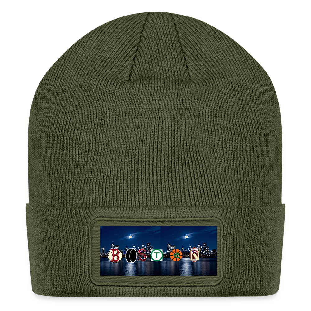 BOSTON SKYLINE AUTHENTIC Patch Beanie - olive