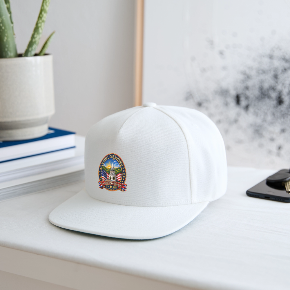 AMHERST 250 Snapback Baseball Cap - white